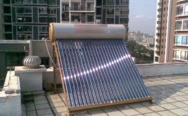 太陽能熱水器怎么清洗里面的水垢