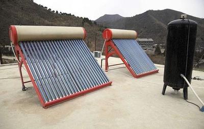 太陽(yáng)能熱水器在農(nóng)村風(fēng)光不再，老農(nóng)一席話道破天機(jī)